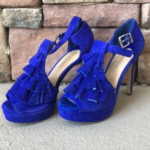 Gianni Bini 8.5 blue heels